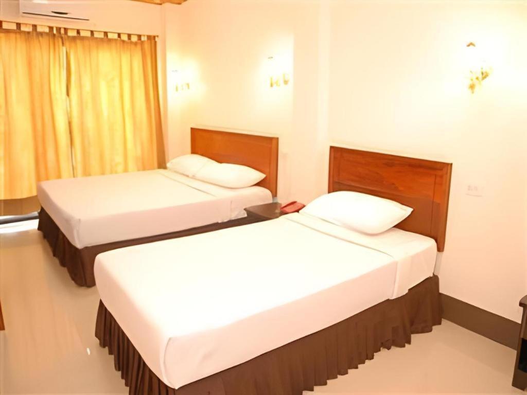 Chaleunehoung Hotel Vientiane Extérieur photo