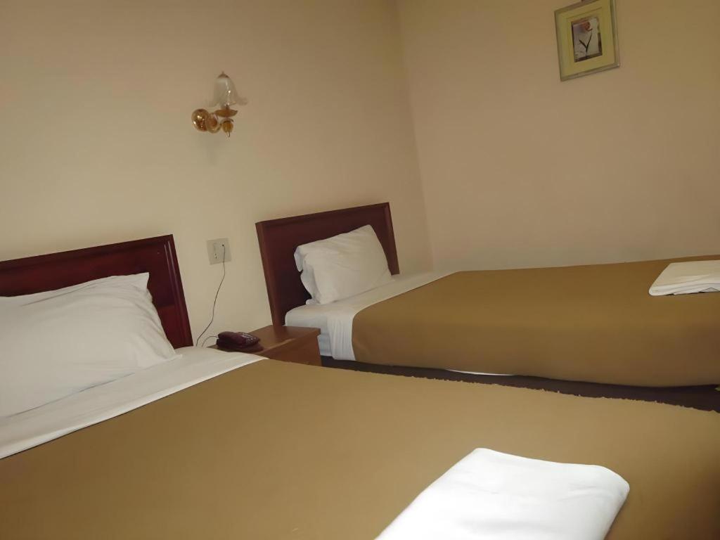Chaleunehoung Hotel Vientiane Extérieur photo
