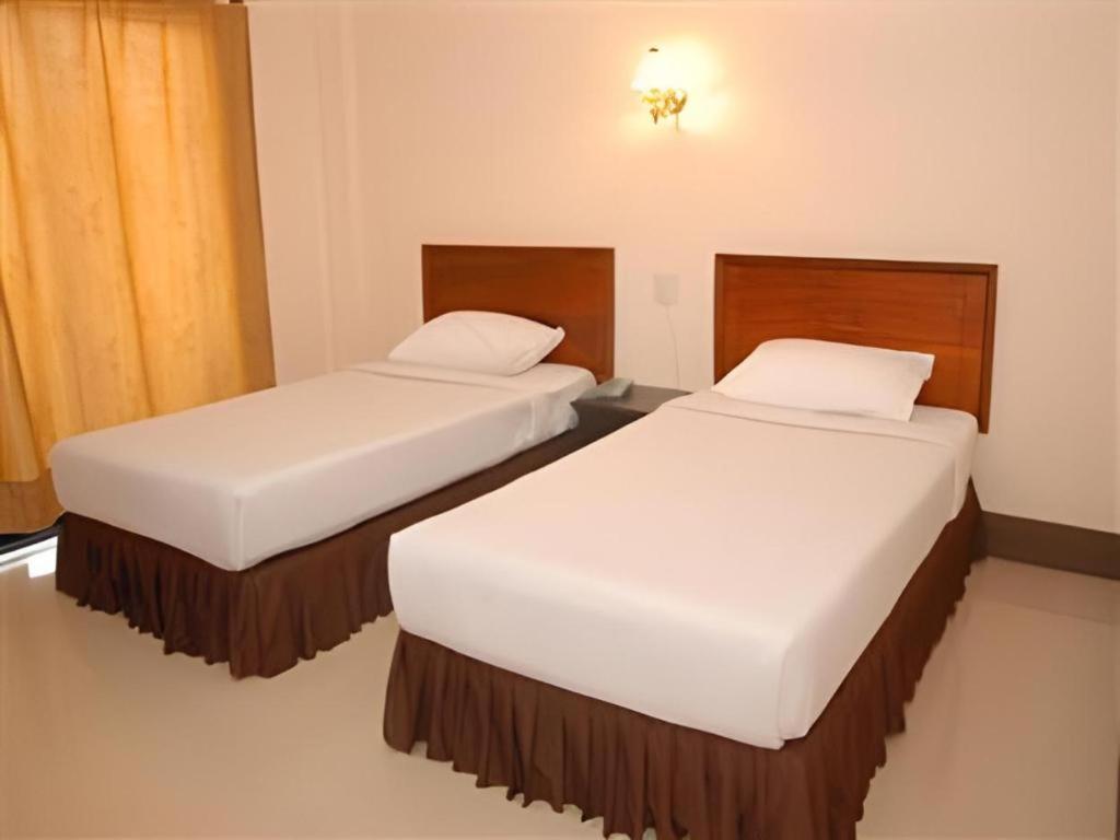 Chaleunehoung Hotel Vientiane Extérieur photo