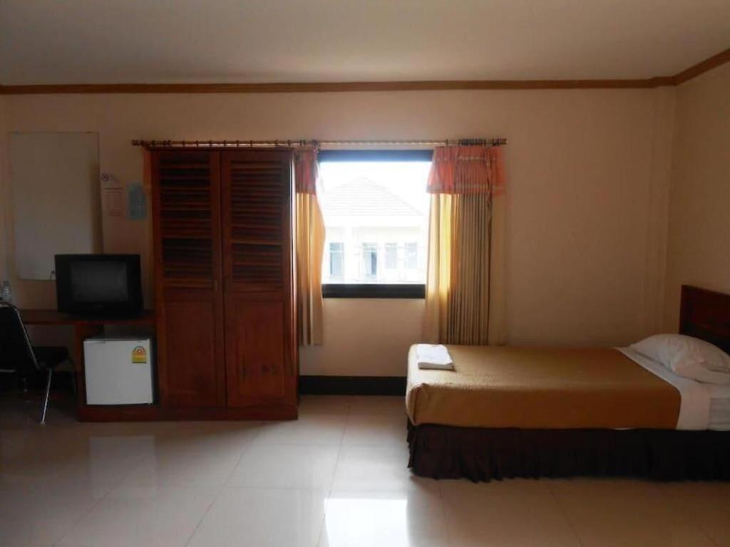 Chaleunehoung Hotel Vientiane Extérieur photo