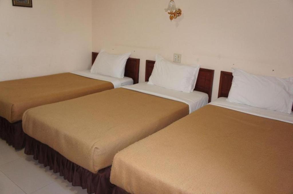 Chaleunehoung Hotel Vientiane Extérieur photo