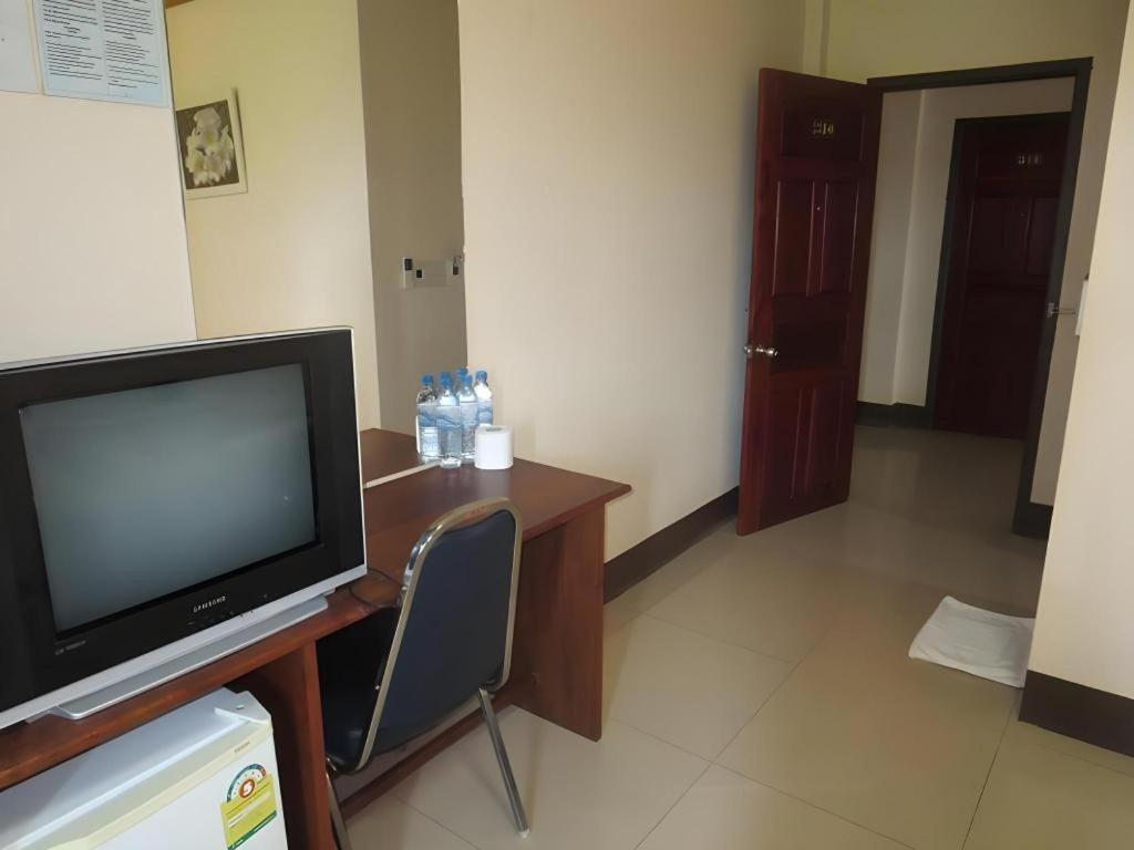 Chaleunehoung Hotel Vientiane Extérieur photo